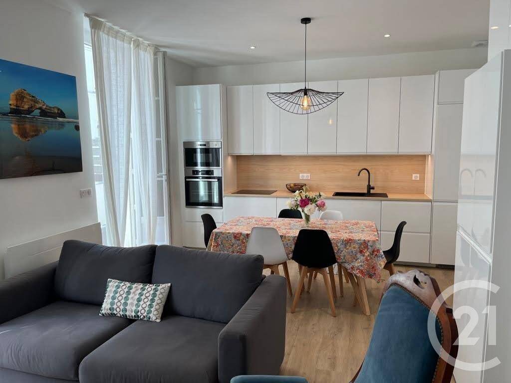 Appartement 4 pièces 66 m² · à Biarritz · 65,5 m² · 1 085 €