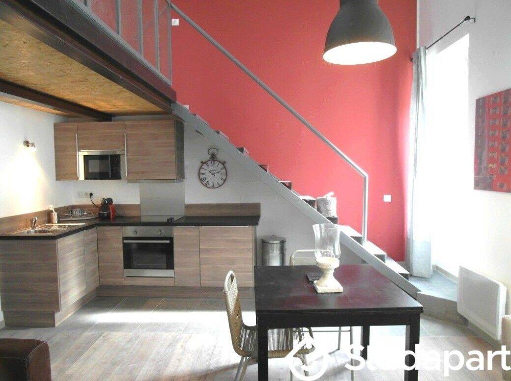 Appartement 2 pièces 45 m² · à Marseille 1er Arrondissement · 45 m² · 890 €