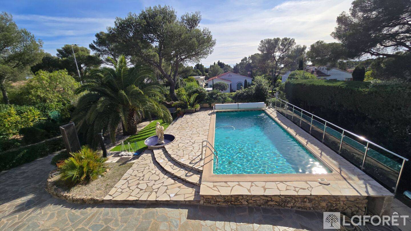 Maison 6 pièces 137 m² · à Saint-Raphaël · 137 m² · 745 000 €