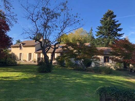 Maison à vendre 575 000 € 8 pièces 4 chambres 200 m² 2 485 m² de terrain Rochefort-en-Yvelines 78730