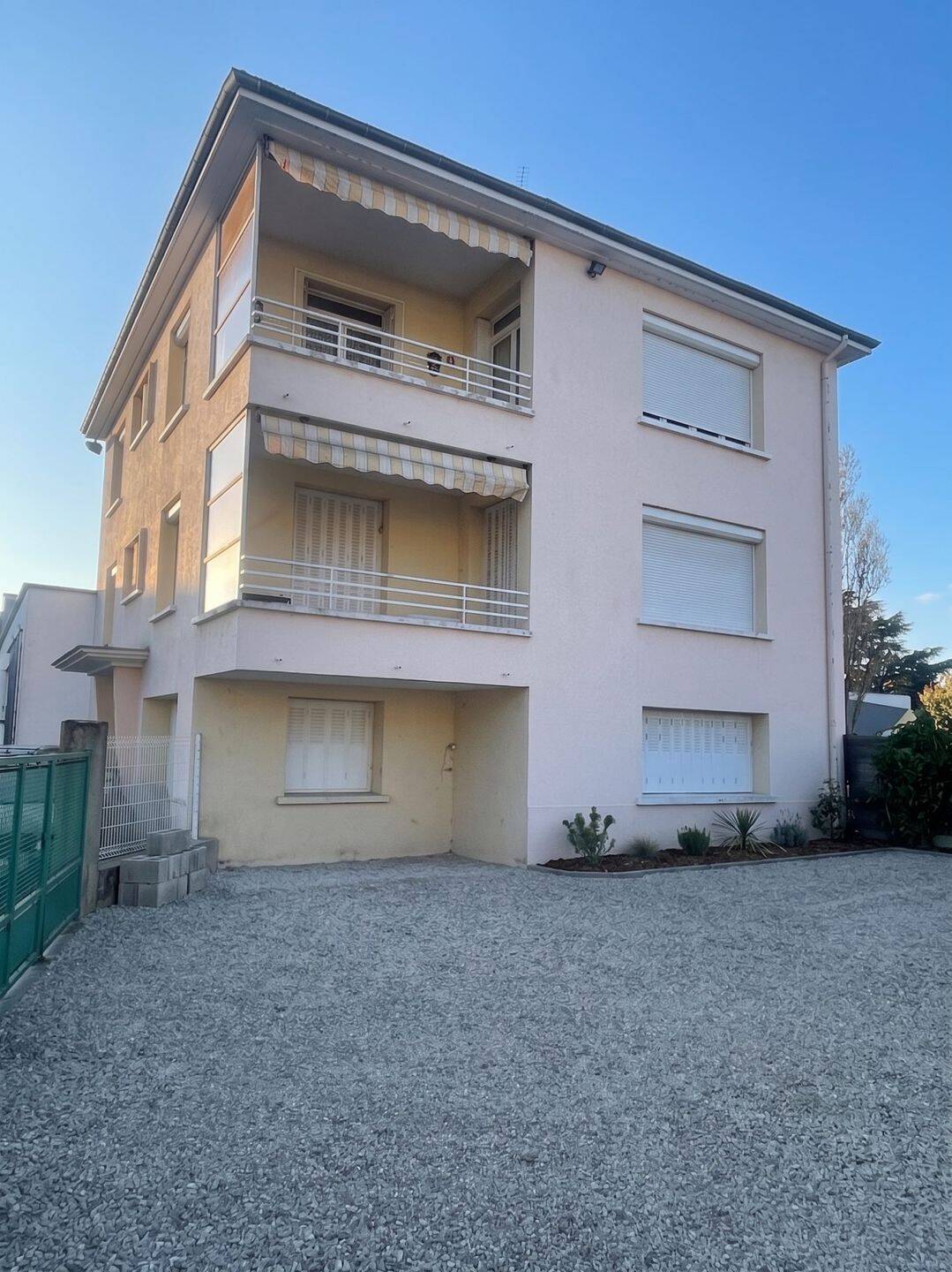 Maison 8 pièces 160 m² · à Romans-sur-Isère · 160 m² · 212 000 €