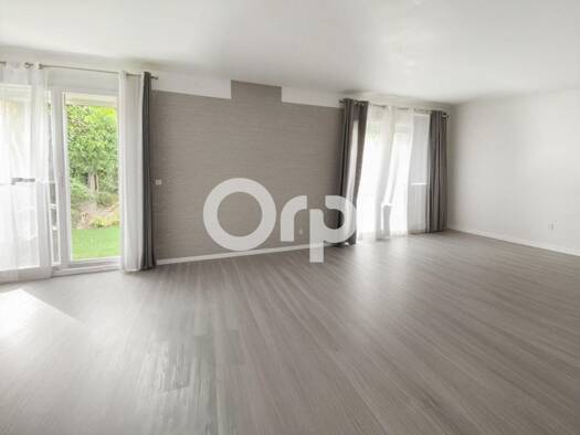 Maison à vendre 220 500 € 5 pièces 4 chambres 95,4 m² 190 m² de terrain Bas du Domaine de la Vallée Mantes-la-Ville 78711