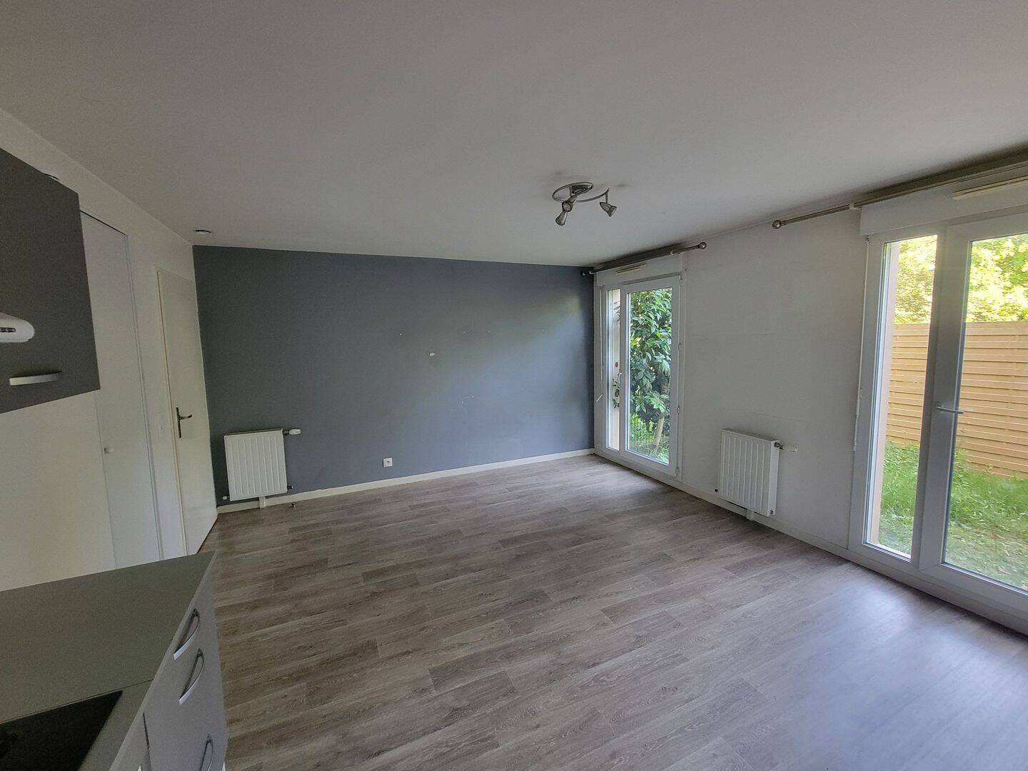 Appartement 1 pièce 31 m² · à Aubergenville · 31 m² · 680 €