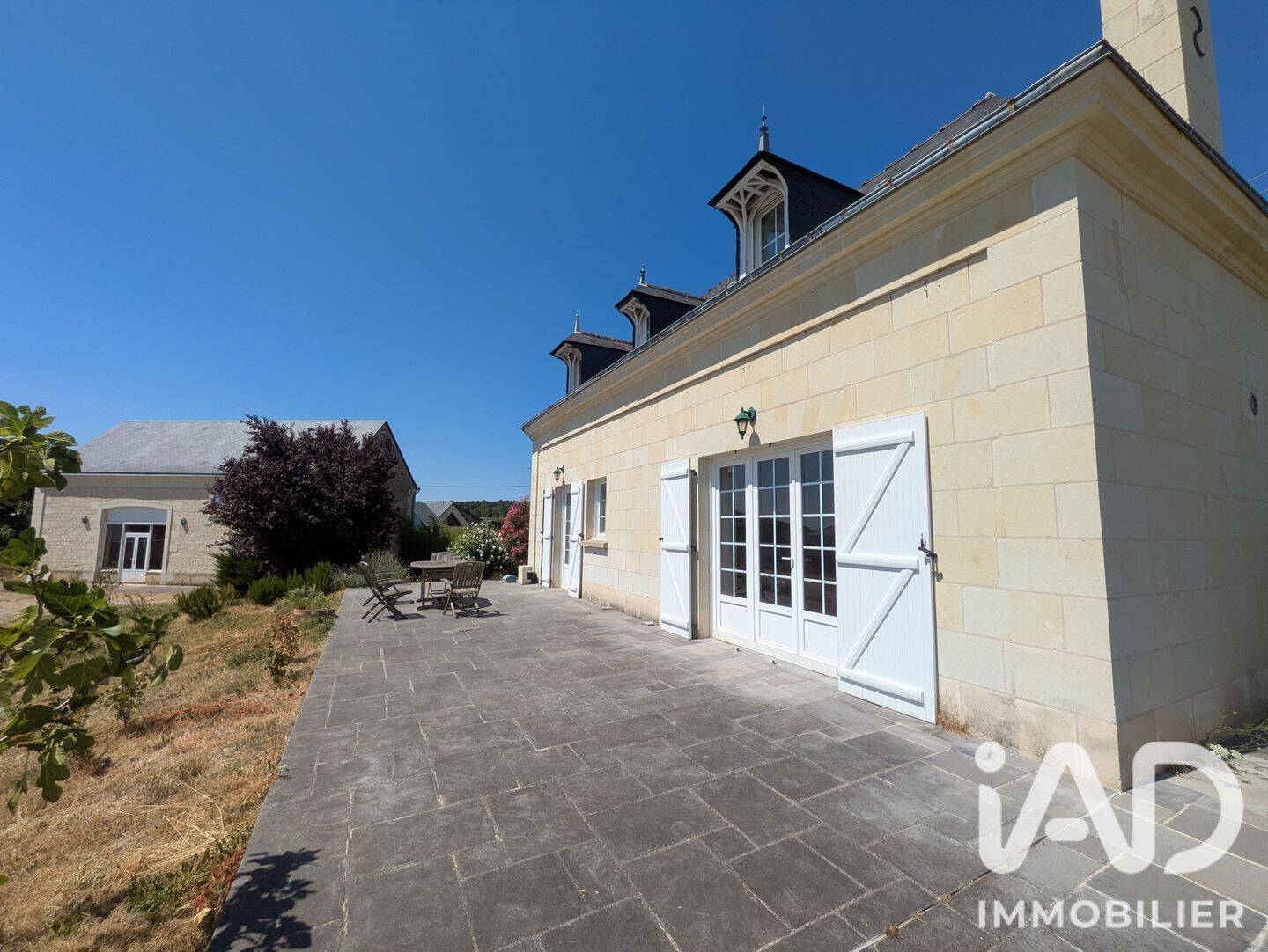Maison 7 pièces 167 m² · à Saint-Nicolas-de-Bourgueil · 167 m² · 279 000 €