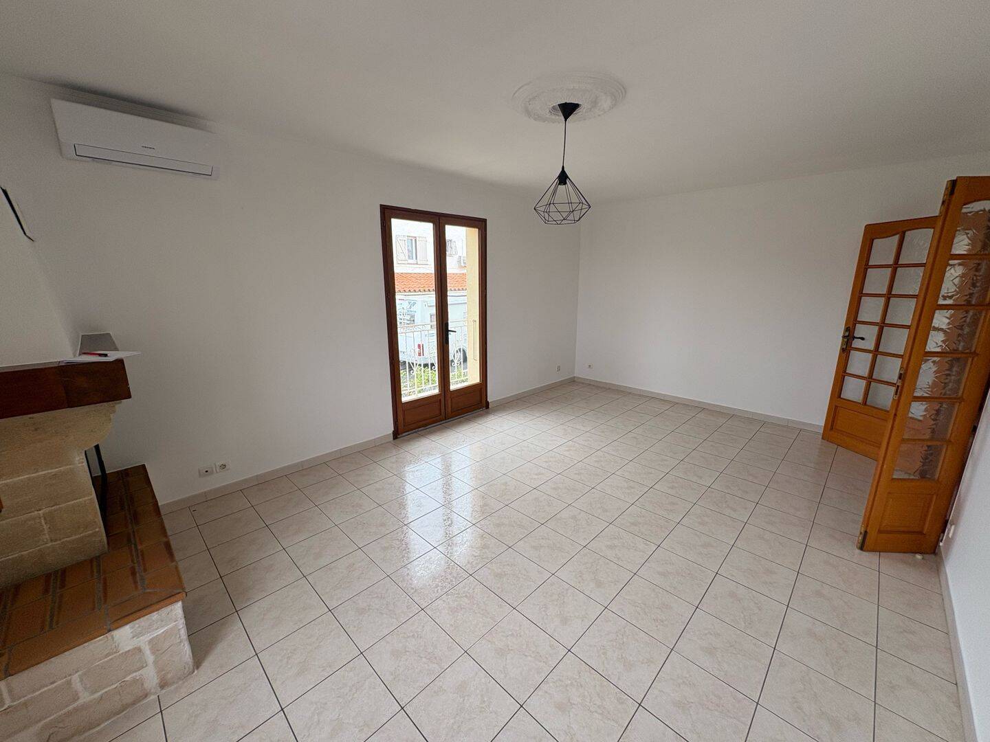 Appartement 4 pièces 81 m² · à Saint-Cyprien · 80,6 m² · 750 €