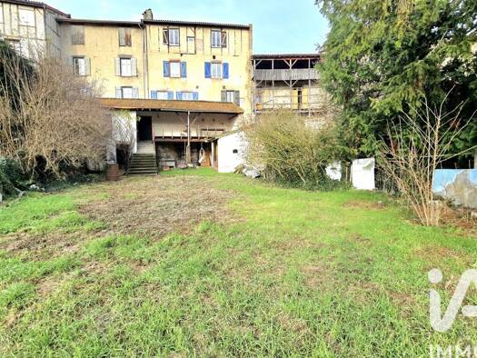 Maison de ville à vendre 135 000 € 8 pièces 4 chambres 136 m² 347 m² de terrain Maringues 63350