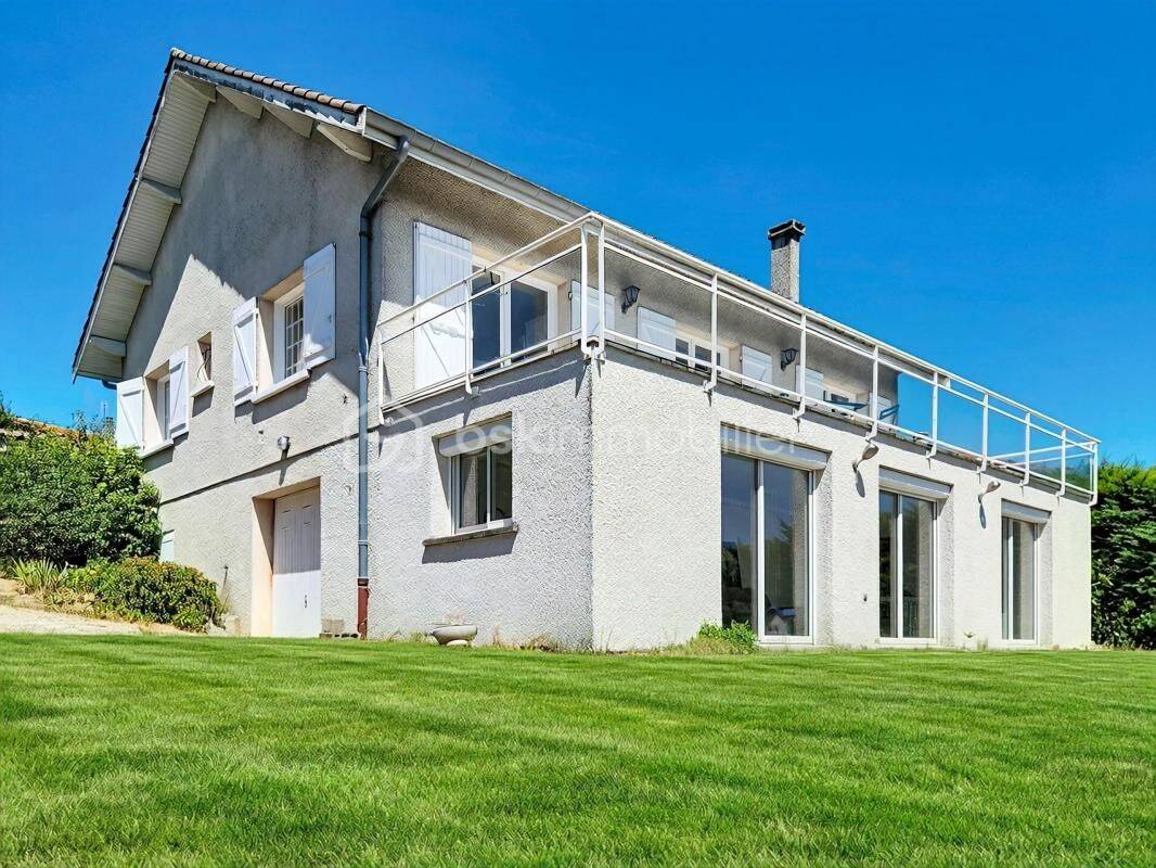 Maison 5 pièces 135 m² · à Miribel · 135 m² · 530 000 €