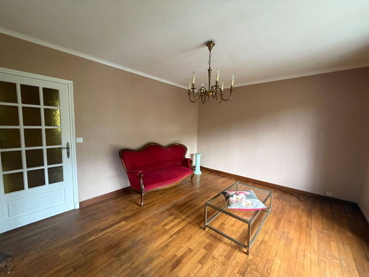 Maison 9 pièces 617 m² · à Arpajon-sur-Cère · 617 m² · 290 000 €