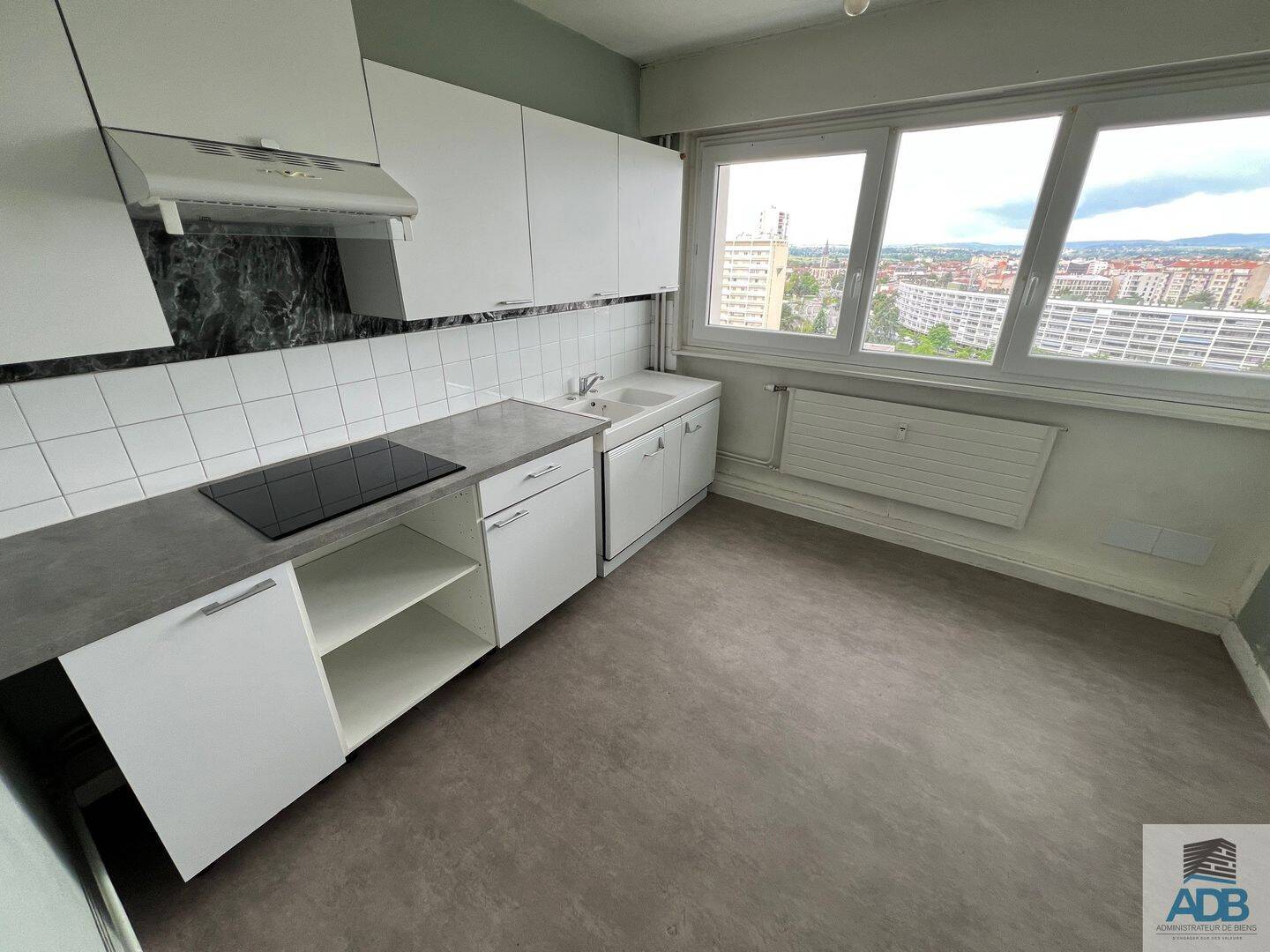 Appartement 3 pièces 66 m² · à Roanne · 66 m² · 584 €