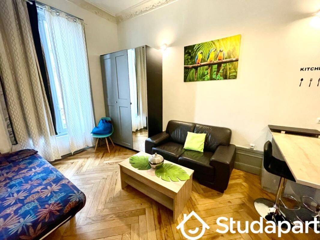 Appartement 1 pièce 30 m² · à Saint-Étienne · 30 m² · 590 €