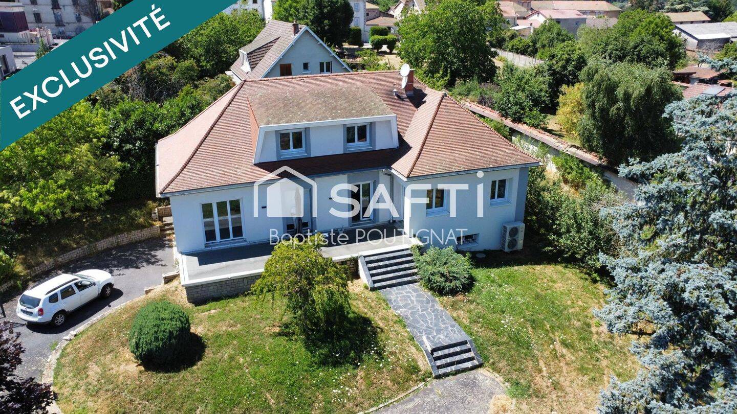 Maison 6 pièces 207 m² · à Ambert · 207 m² · 310 500 €