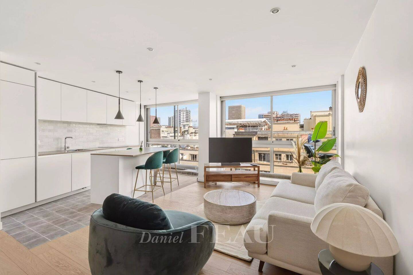 Appartement 3 pièces 67 m² · à Paris 16ème Arrondissement · 66,6 m² · 3 300 €/mois