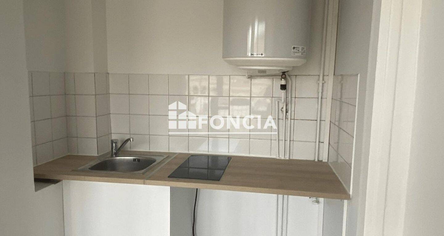 Appartement 1 pièce 18 m² · à Marseille 1er Arrondissement · 18 m² · 595 €/mois