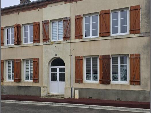 Maison de ville à vendre 192 500 € 8 pièces 4 chambres 200 m² 300 m² de terrain Livarot-Pays-d'Auge 14140