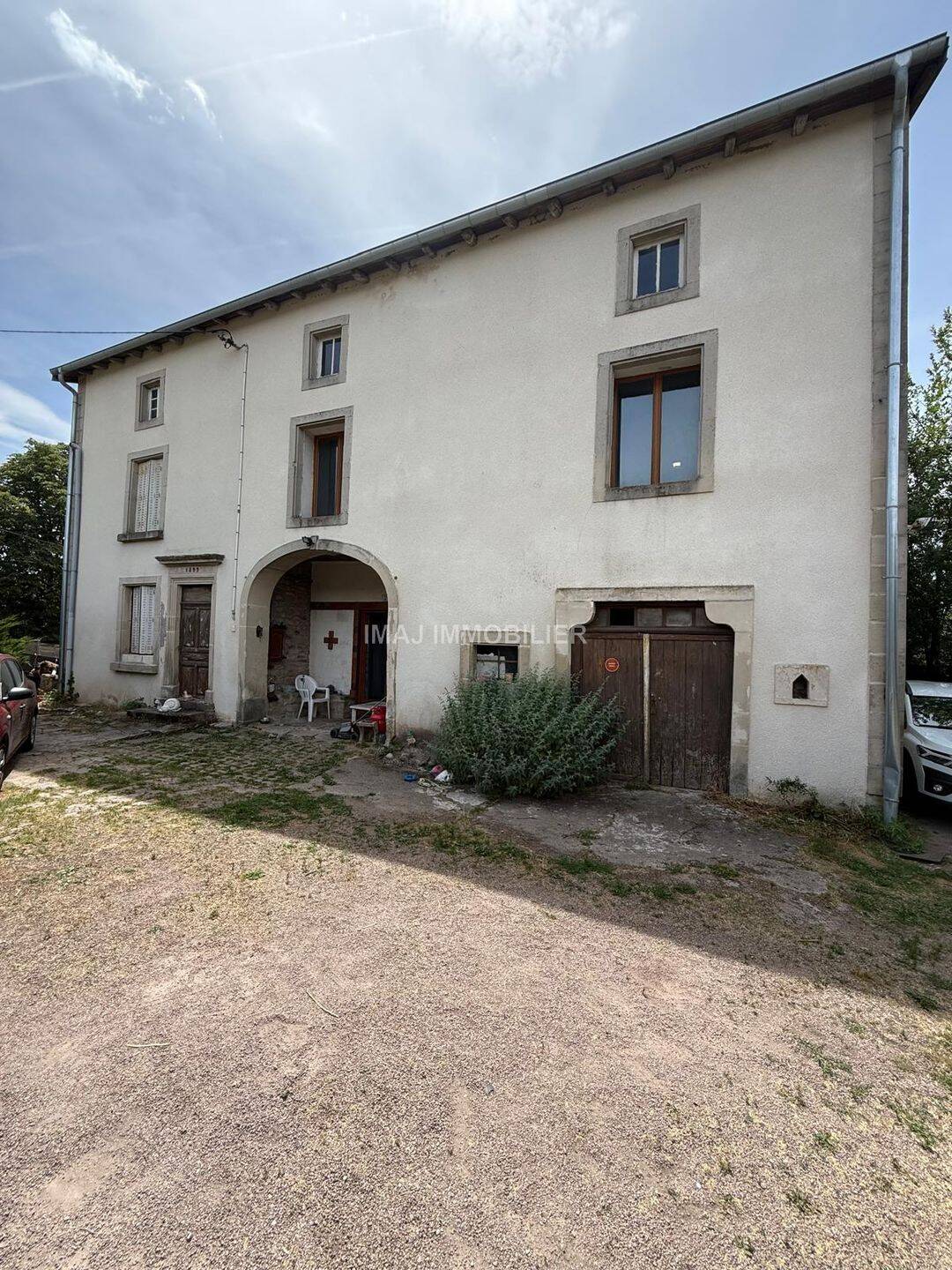 Maison 5 pièces 142 m² · à Gruey-lès-Surance · 142 m² · 75 000 €