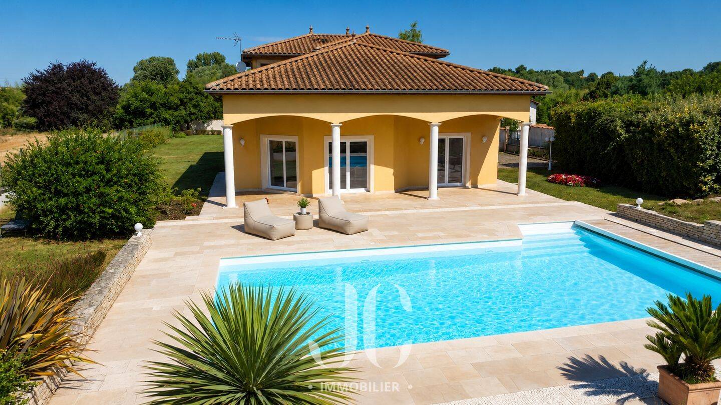Maison 5 pièces 191 m² · à Chaponnay · 191 m² · 990 000 €