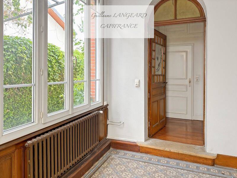 Maison 6 pièces 207 m² · à Oyonnax · 207 m² · 295 000 €