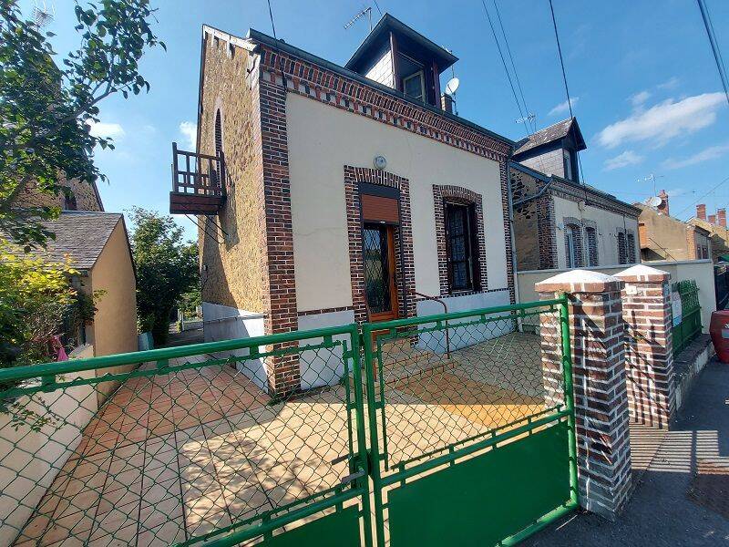 Maison 3 pièces 70 m² · à Mondoubleau · 70 m² · 60 000 €