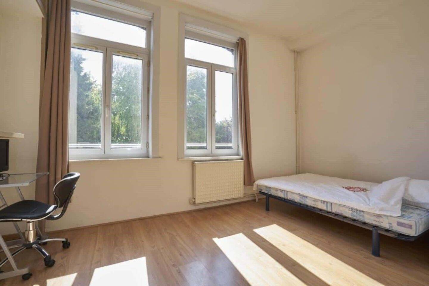 1 pièce 15 m² · à Roubaix · 15 m² · 368 €