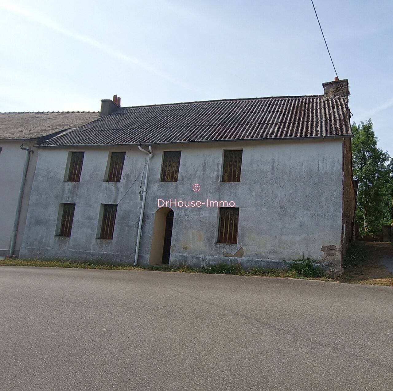 Maison 6 pièces 134 m² · à La Trinité-Porhoët · 134 m² · 47 700 €
