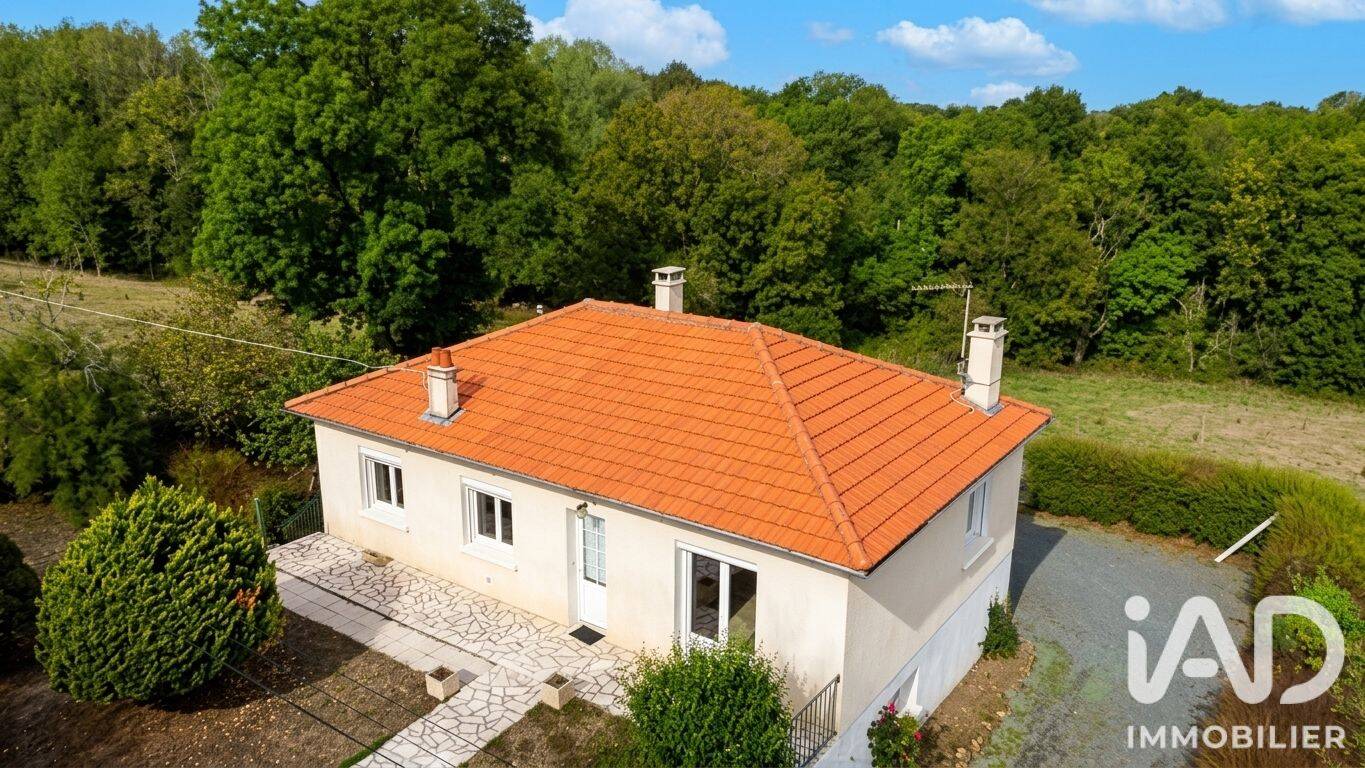 Maison 5 pièces 107 m² · à Vasles · 107 m² · 138 000 €