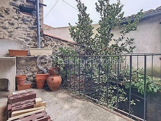 Maison à vendre 54 000 € 10 pièces 6 chambres 135 m² Catllar 66500