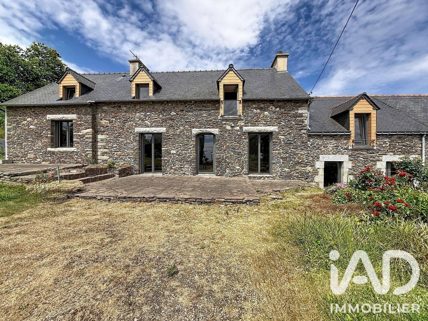Maison 6 pièces 148 m² · à Trévé · 148 m² · 168 000 €