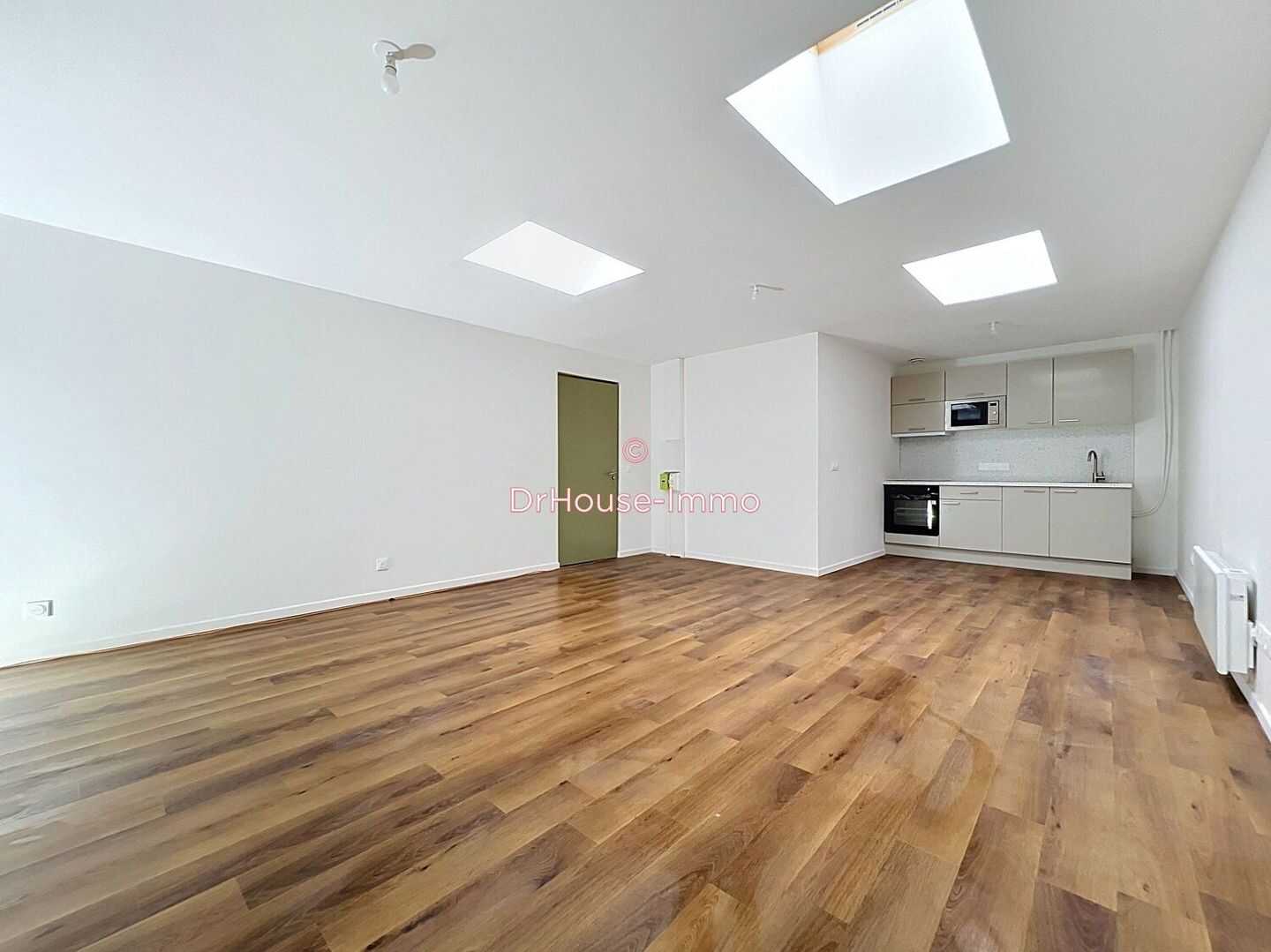 Appartement 1 pièce 36 m² · à Pont-de-Metz · 36 m² · 620 €/mois