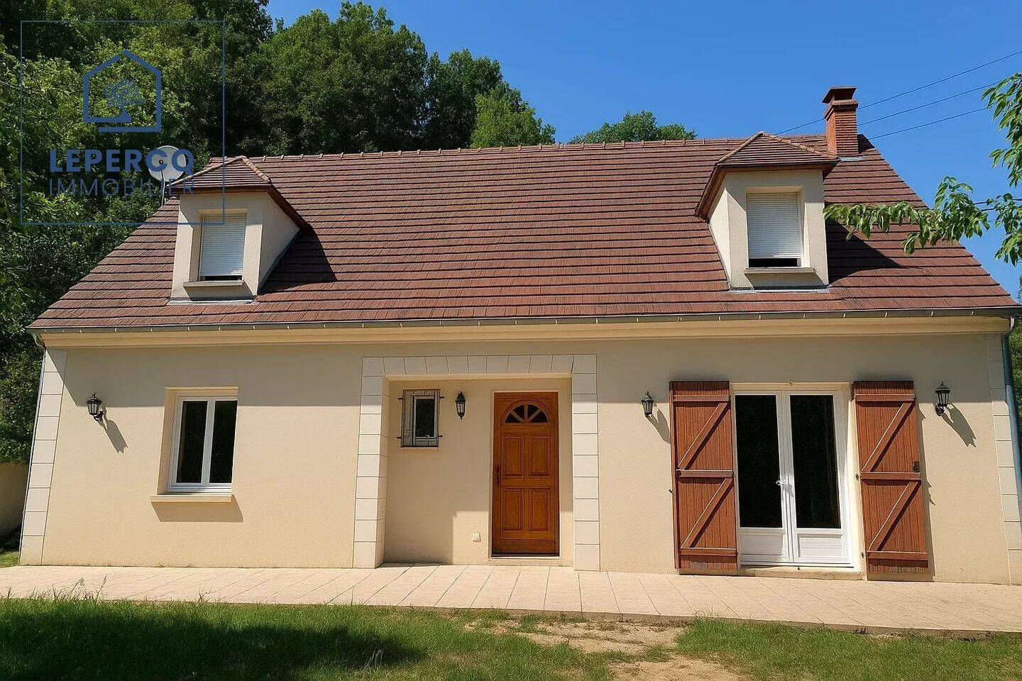 Maison 7 pièces 155 m² · à Pierrefonds · 155 m² · 260 000 €
