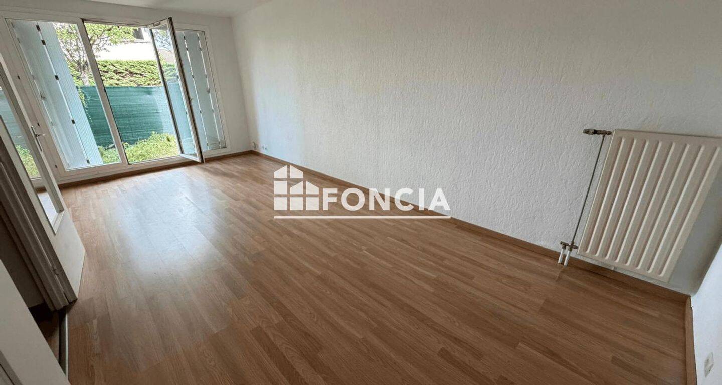 Appartement 1 pièce 39 m² · à Pontault-Combault · 38,6 m² · 850 €