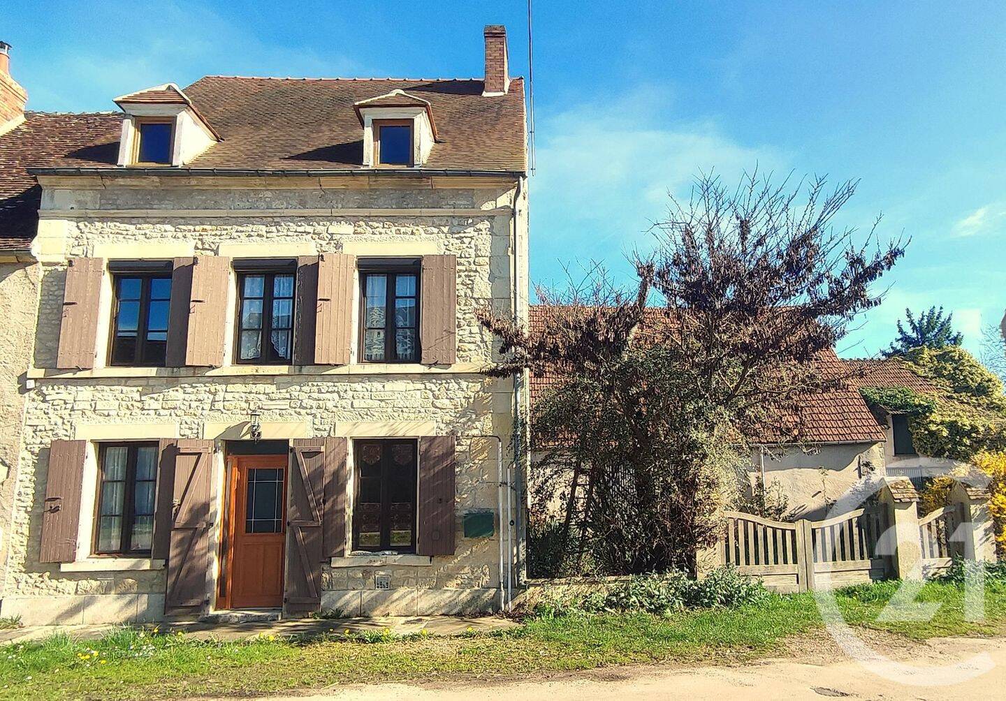 Maison 7 pièces 130 m² · à Donzy · 130 m² · 159 000 €