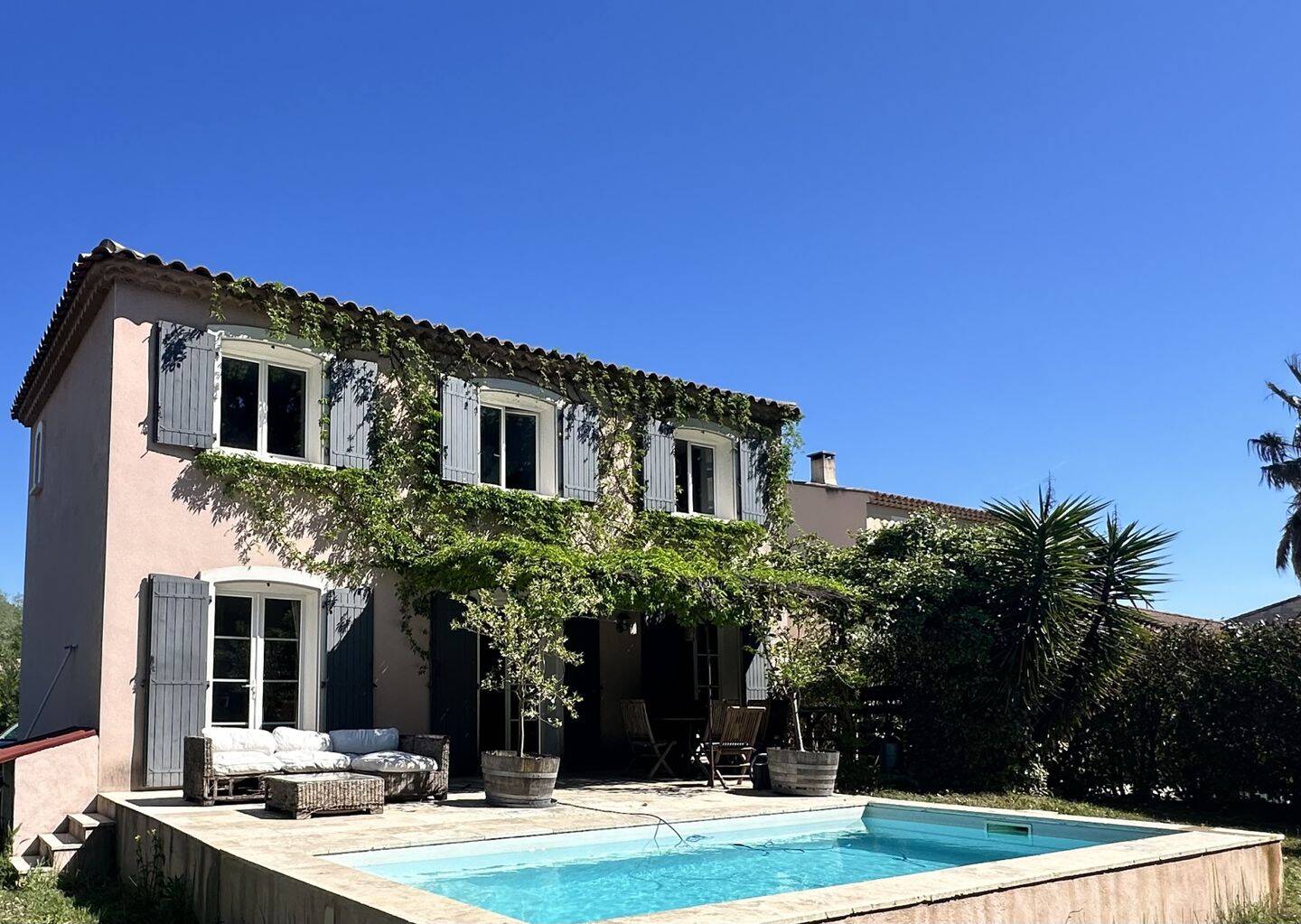 Maison 5 pièces 122 m² · à Paradou · 122 m² · 525 000 €