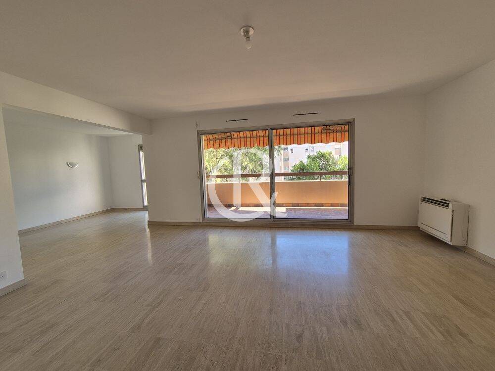 Appartement 4 pièces 100 m² · à Hyères · 99,8 m² · 1 600 €/mois