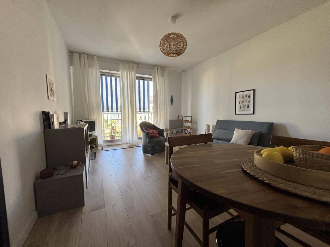 Appartement 1 pièce 29 m² · à Bordeaux · 28,5 m² · 99 000 €