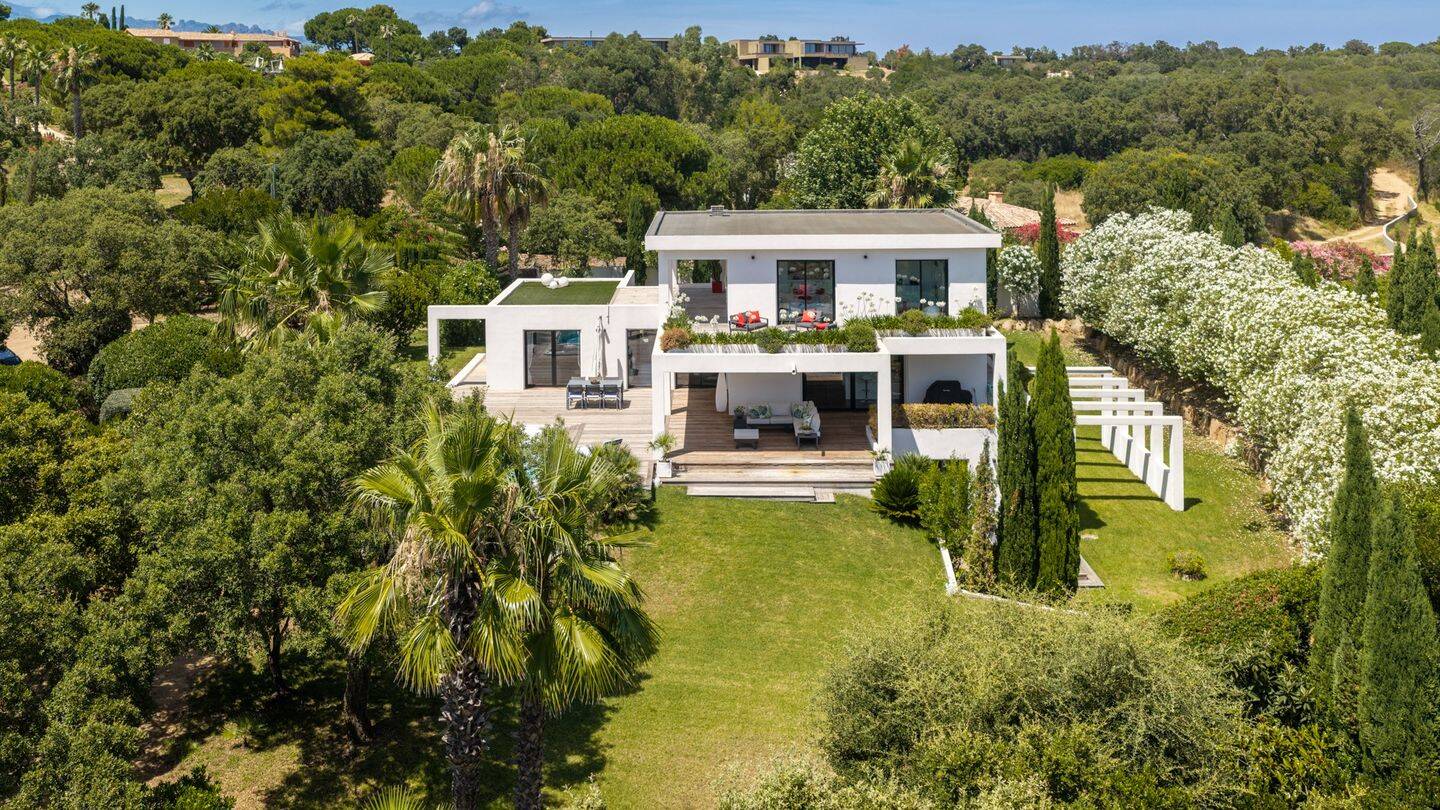 Maison 8 pièces 258 m² · à Zonza · 258 m² · 2 540 000 €