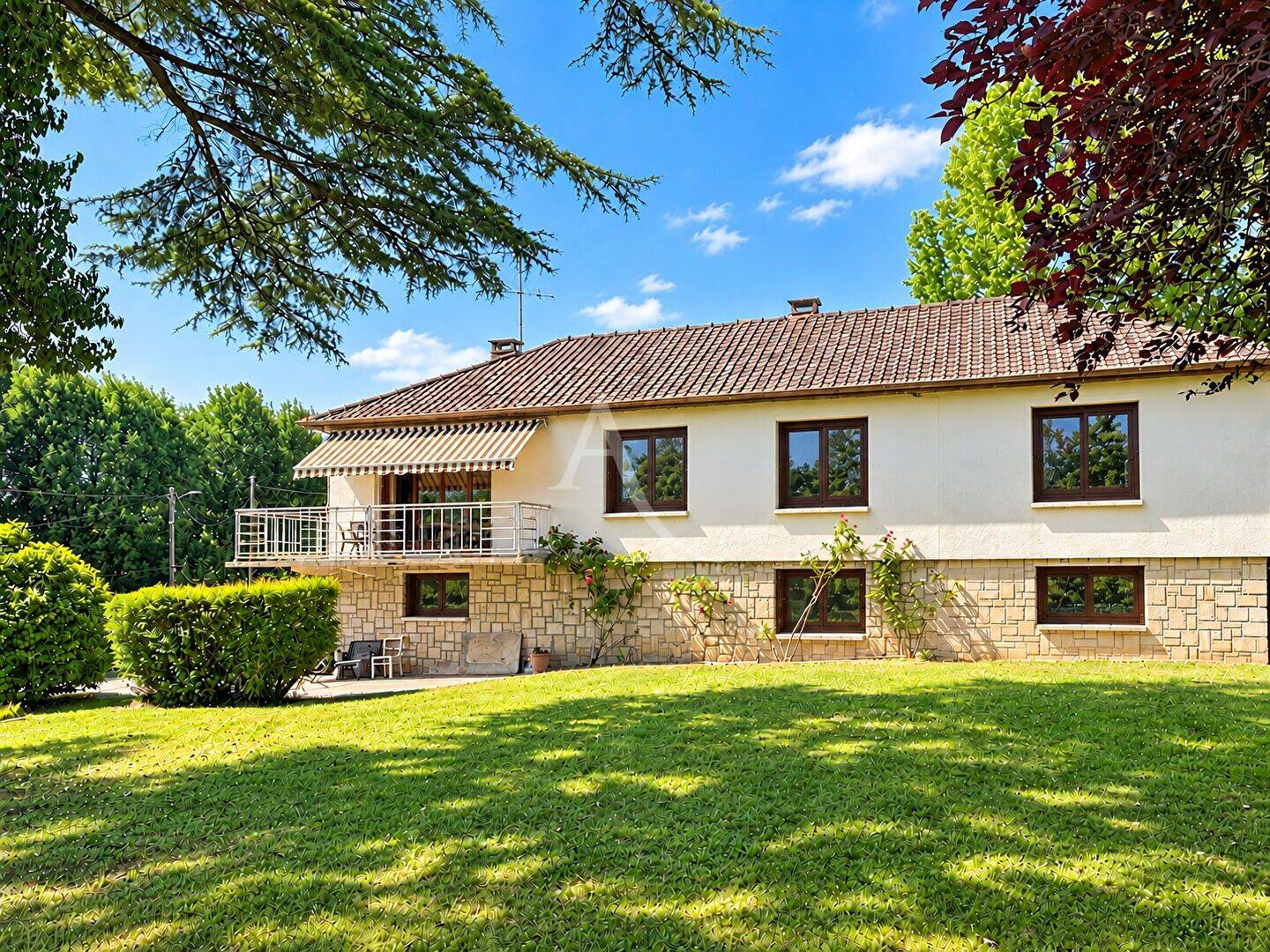 Maison 5 pièces 110 m² · à Le Mesnil-Esnard · 110 m² · 365 000 €