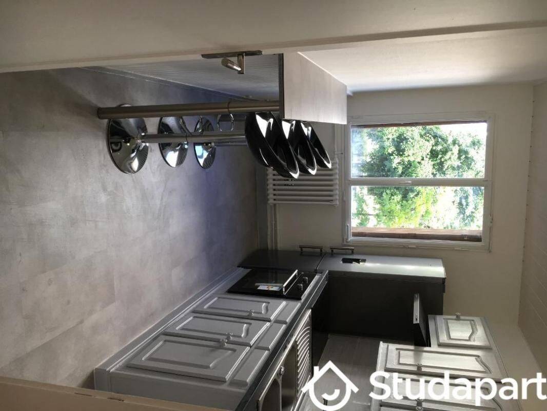 1 pièce 10 m² · à Aubervilliers · 10 m² · 473 €