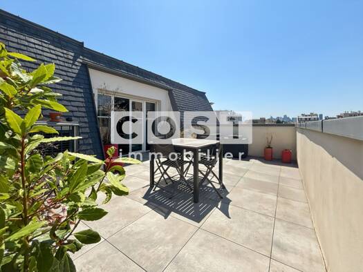 Appartement à vendre - Première occupation 820 000 € 5 pièces 4 chambres 125 m² Étage 5/5 Agent Sarre-Centre-Les Vallées-La Garenne Colombes 92700