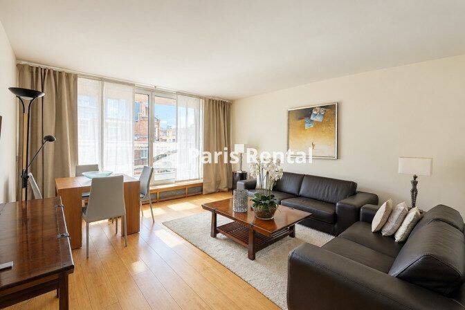 Appartement 3 pièces 80 m² · à Paris 16ème Arrondissement · 80 m² · 3 400 €/mois