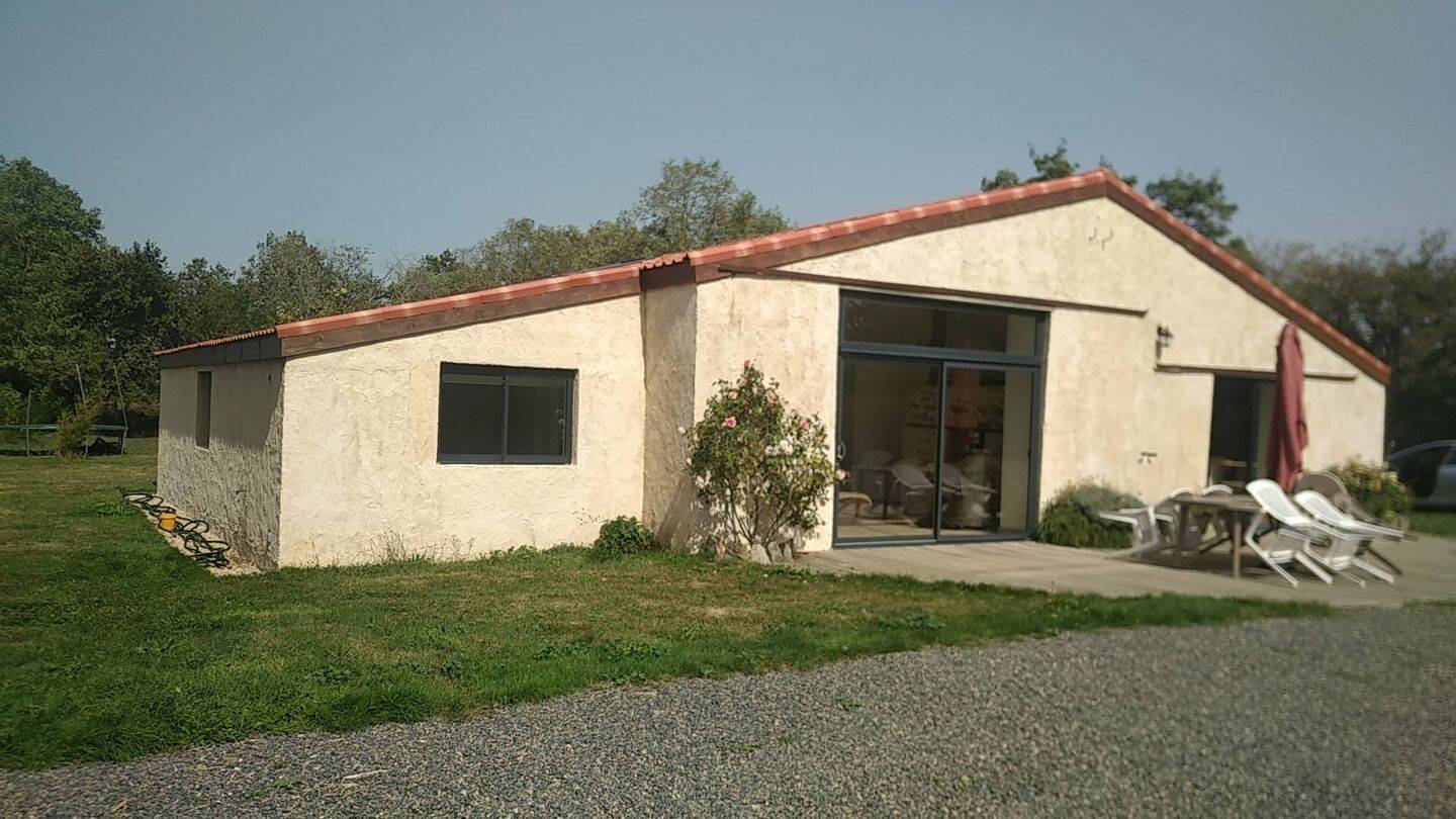 Maison 5 pièces 131 m² · à La Chapelle-Hermier · 131 m² · 369 000 €