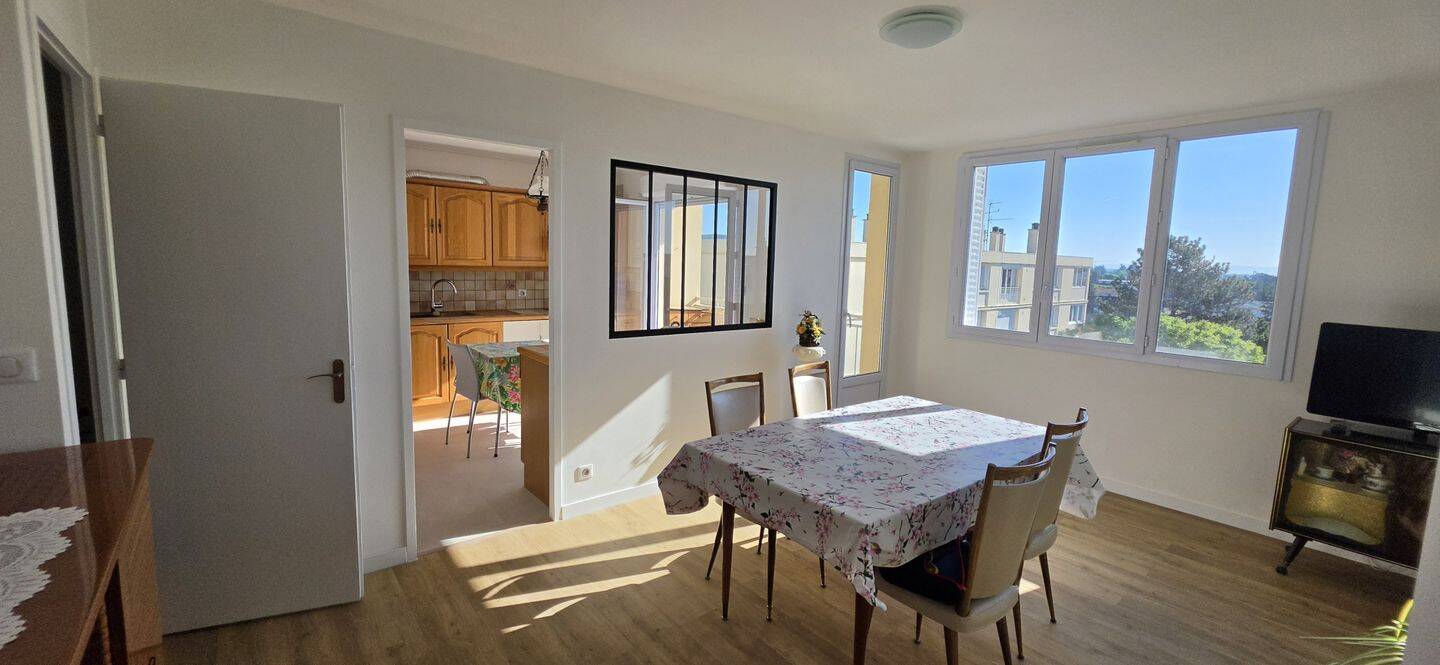 Appartement 3 pièces 67 m² · à Champagne-au-Mont-d'Or · 67 m² · 239 000 €