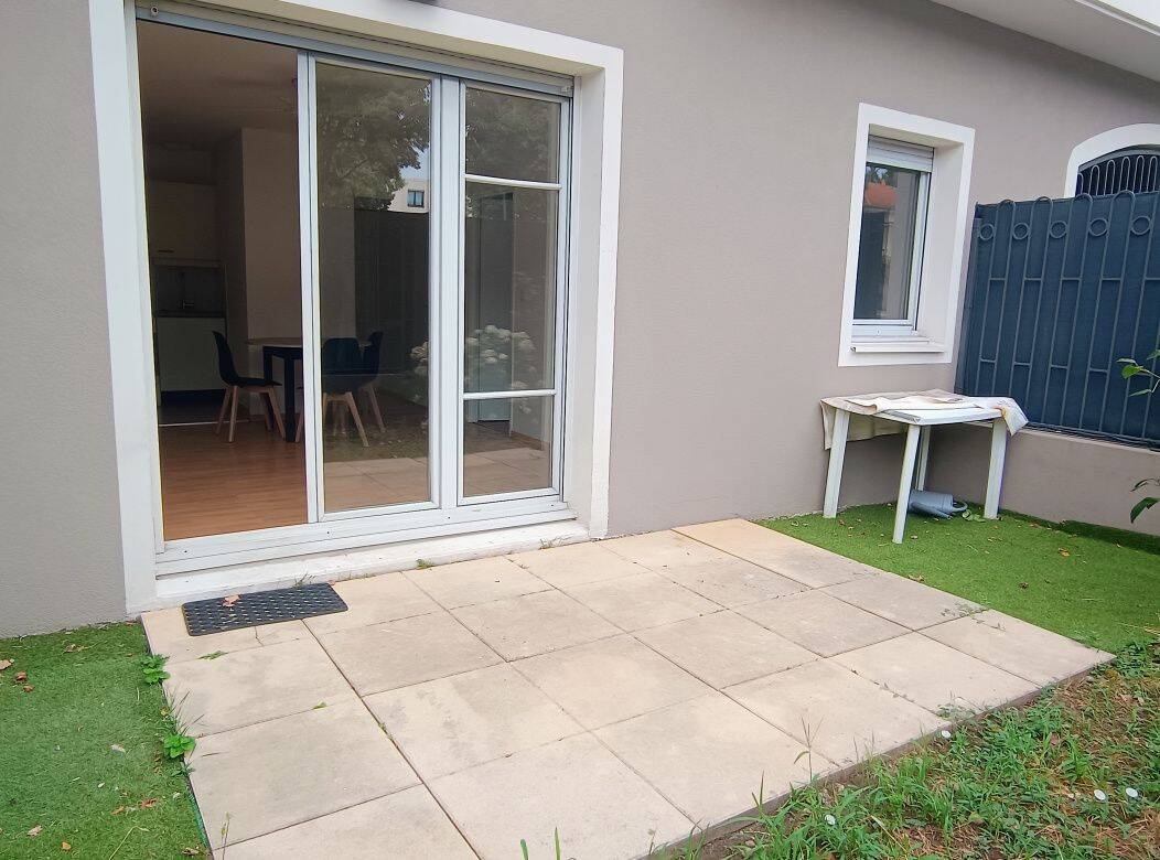 Appartement 2 pièces 38 m² · à Chassieu · 38 m² · 880 €