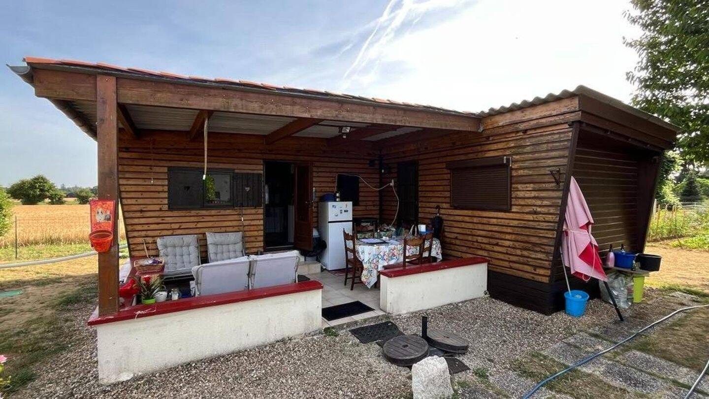 Terrain de 794 m² à Les Adjots - photo 2