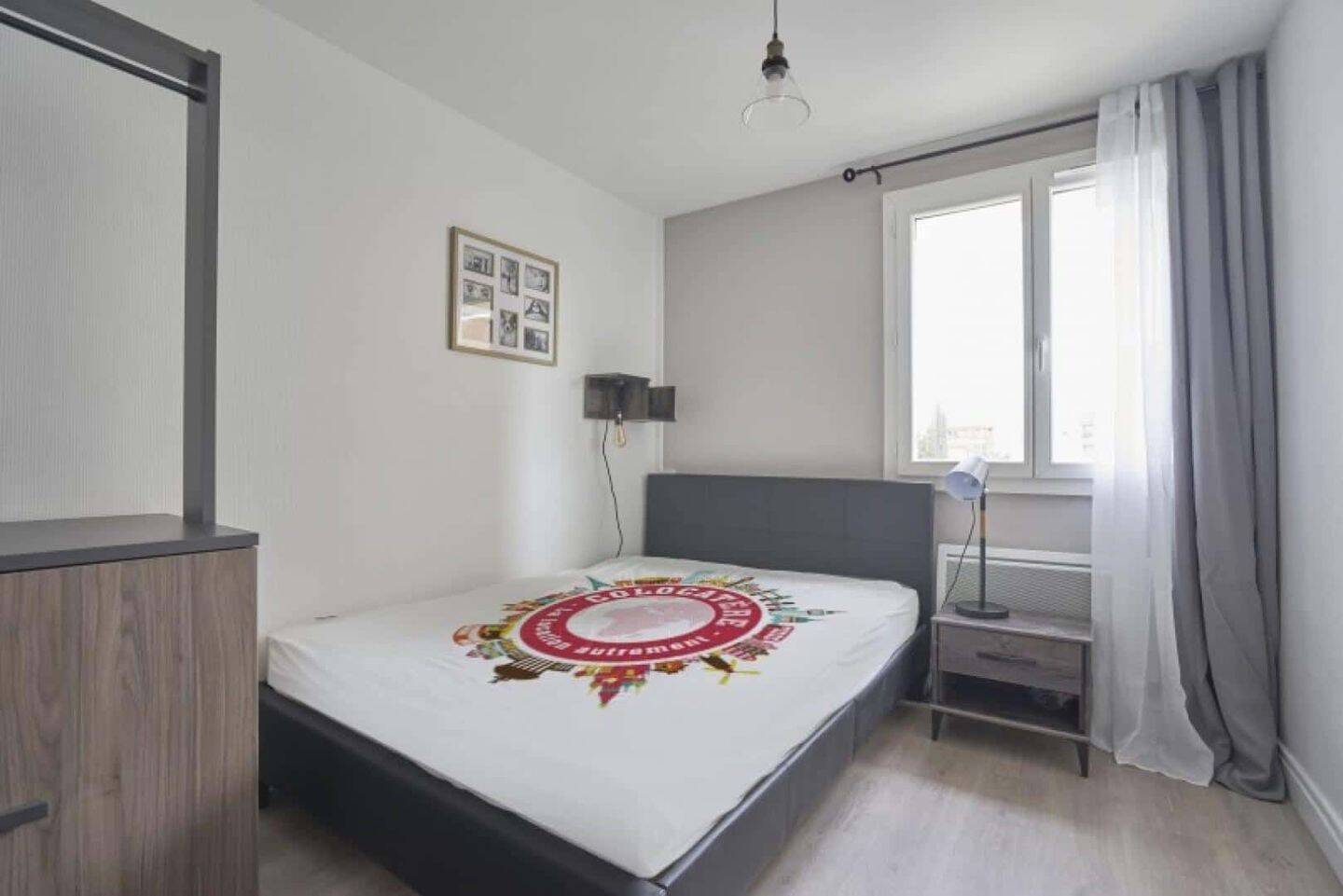 Chambre 3 - CAZENEUVE - Colocation — 4