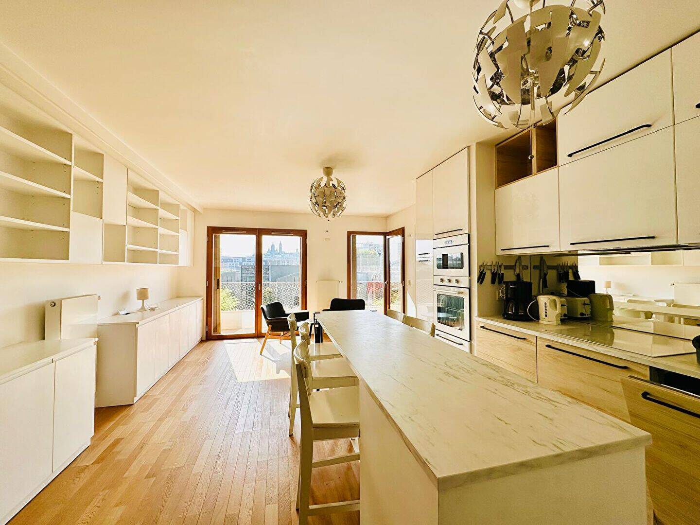 Appartement 3 pièces 70 m² · à Paris 18ème Arrondissement · 70,5 m² · 1 700 €/mois