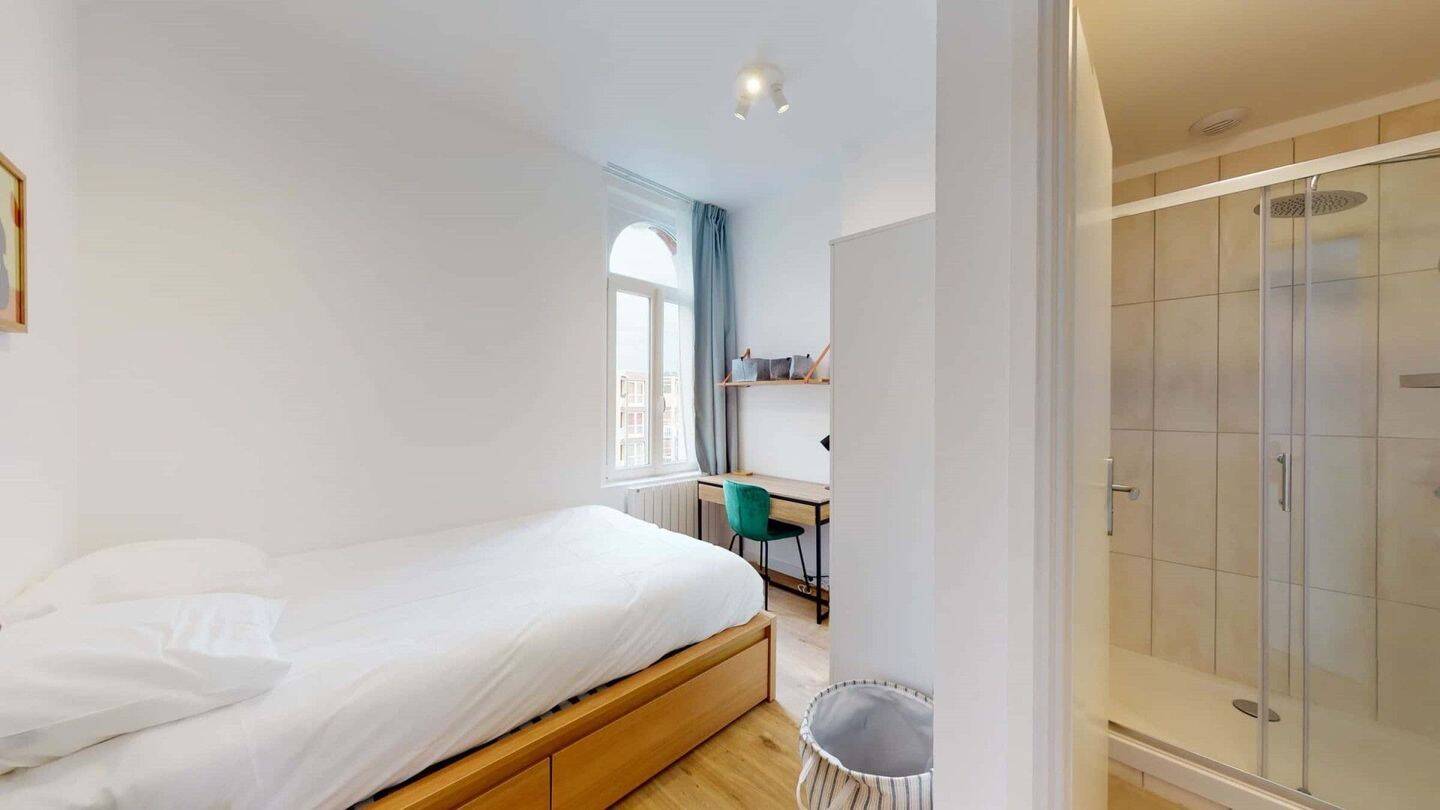1 pièce 15 m² · à Lille · 15 m² · 630 €
