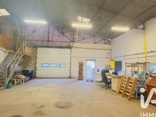 Maison à vendre 271 000 € 10 pièces 2 chambres 325 m² 1 000 m² de terrain Mairie-Centre Nord Nemours 77140