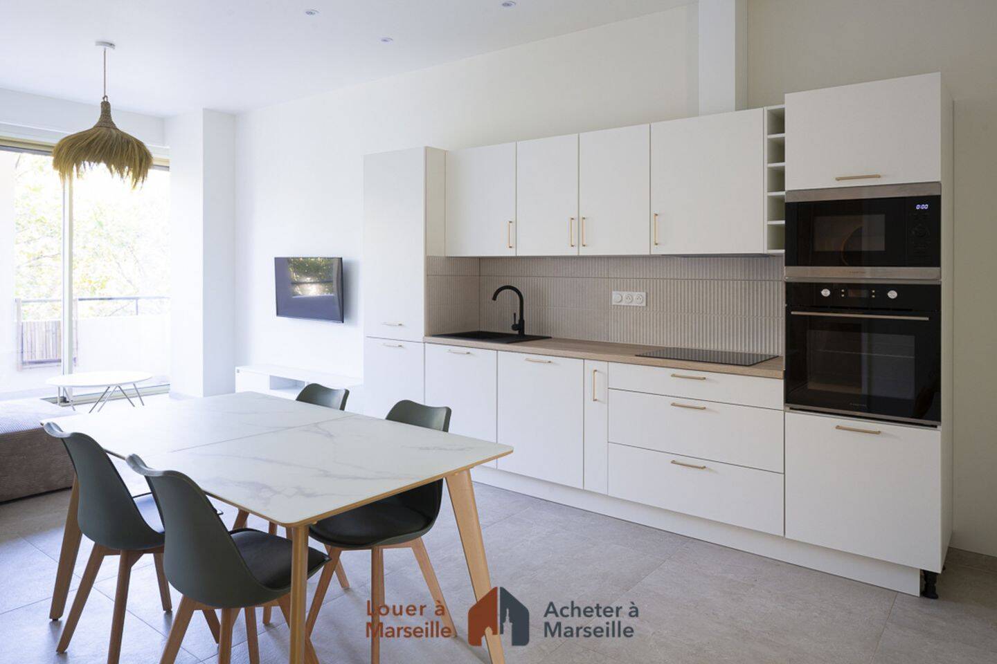 Appartement 3 pièces 64 m² · à Marseille 1er Arrondissement · 64 m² · 1 400 €