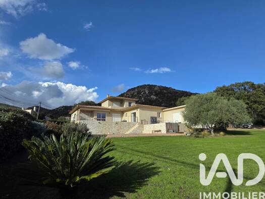 Maison à vendre 950 000 € 5 pièces 4 chambres 168 m² 1 790 m² de terrain Zonza 20144