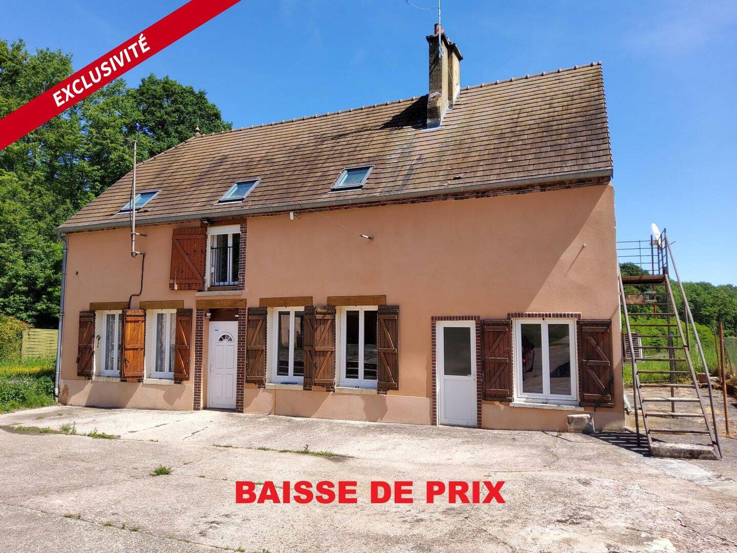 Maison 8 pièces 219 m² · à Bérulle · 219 m² · 228 000 €